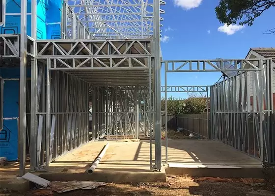 Wind Resist Prefab Villa / Heat Insulation Steel Frame Prefab Homes With Toilet In Standard