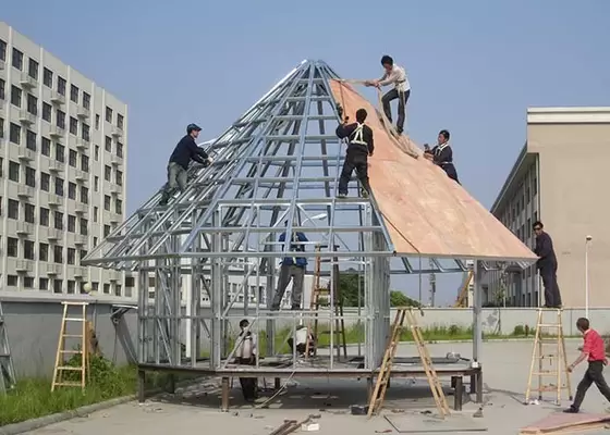 Cheap Light Gauge Steel Waterproof Romantic Bungalow Easy to Install Hotel Cabin