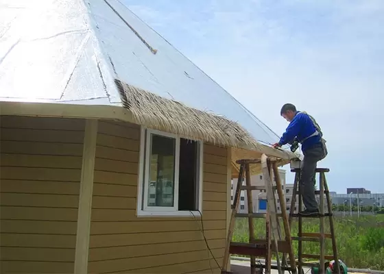 Prefab Light Steel Structure Beach Bungalows Wooden Look House