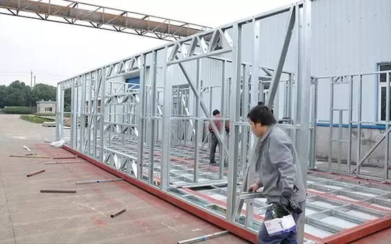 EU/USA/NZ/Australia Standard Light Steel Prefabricated Gable Steel Metal Car Sheds / Portable Garage For Car Parking