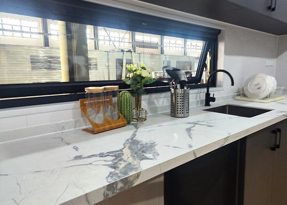 Modular Prefabricated Tiny Houses On Wheels For Weekend Getaways Or Garden Shed