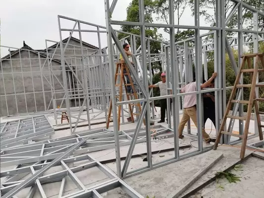 CE Certificate Prefab Steel House Fast Building Light Steel Structure House Villa