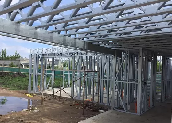 Security Steel Prefabricated Homes / Modern Prefab Homes 8mm Pvc Ceiling Panel Ceiling