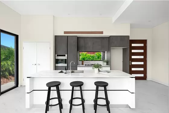 ICC EN-1090  Light Steel Prefabricated 2-Storey Luxury Villa Houses With Washbasin , Shower