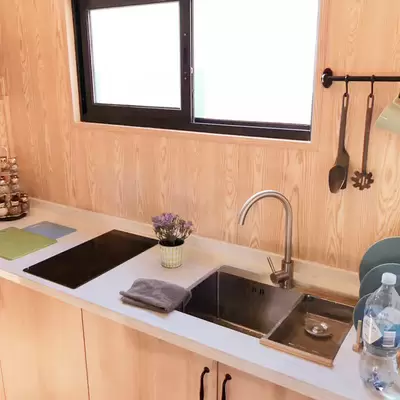 AU/US/NZ Standard Prefabricated Light Steel Tiny House On Wheels With Trailer Wholesale