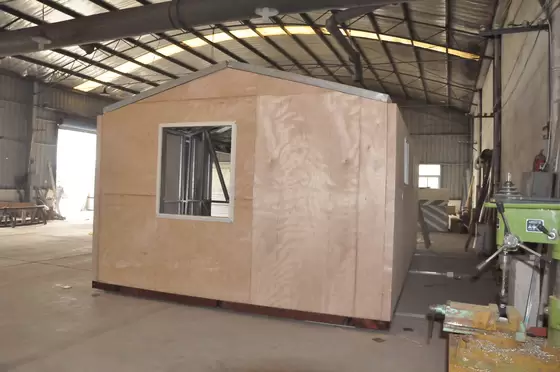 Modern Granny Flat Roof Prefabricated House, Pre-Built Homes Fireproof Mobile Home