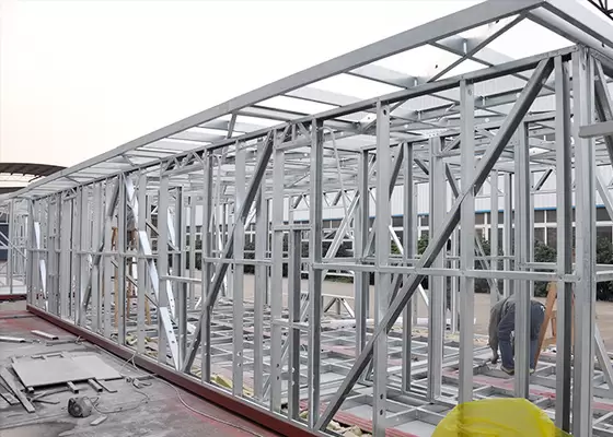 Fireproof Light Steel Frame Metal Prefab Car Shed With Steel Sheet Cladding Park home