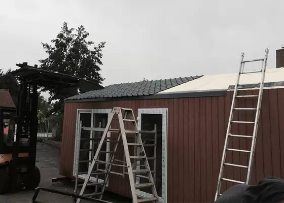 EU/USA/NZ/Australia Standard Light Steel Prefabricated Gable Steel Metal Car Sheds / Portable Garage For Car Parking