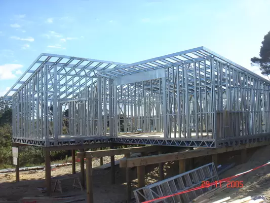 Wind Resist Two Storey Light Gauge Steel Villa , Light Weight Metal Frame Houses