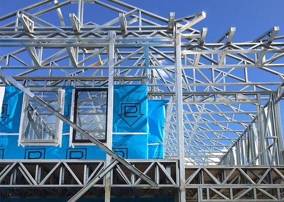 White Color Modern Economic Prefab Light Steel House bluescope steel framing