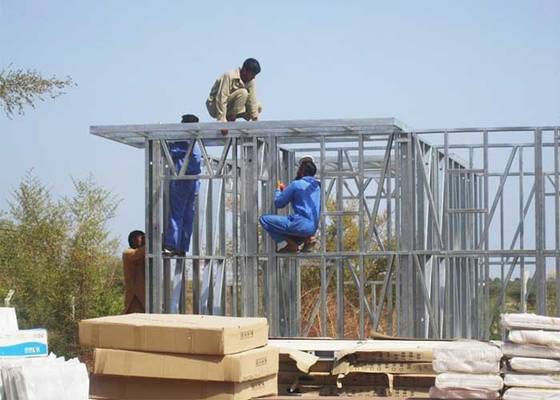 Wind Proof Prefabricated Bungalow / Portable Light Steel Frame House