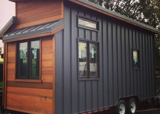 High-Quality USA Standard Prefab Trailer Houses | Movable Roots Tiny Homes On Wheels