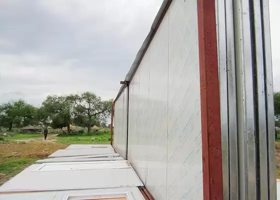 Sandwich Panel White Foldable Emergency Shelter/ Steel Frame Foldable House
